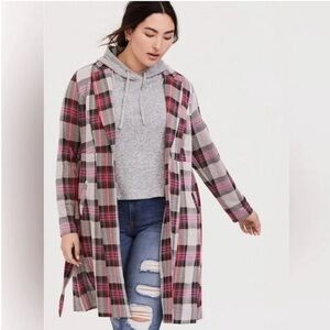 Torrid plaid trench coat size 2, color: pink, black, grey